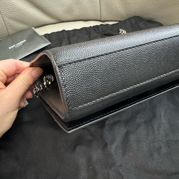 Saint Laurent Kate Shoulder Bag - Picture 6 of 8